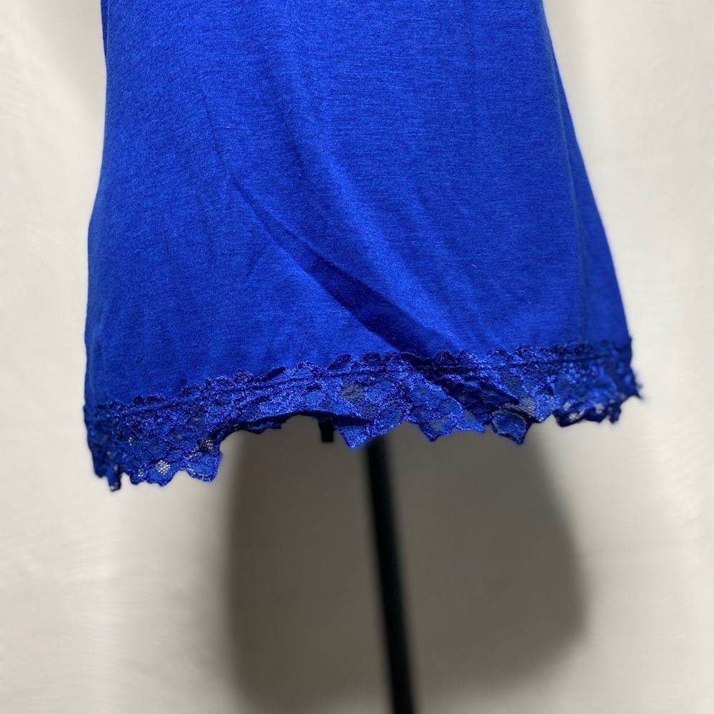 Maurice’s Elegant Blue Lace Trim Women's Top - Picture 2 of 8